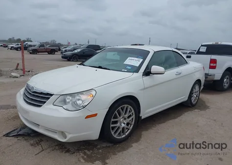 2010 Chrysler Sebring Limited z USA, uszkodzony, nr VIN 1C3BC6EV2AN122505